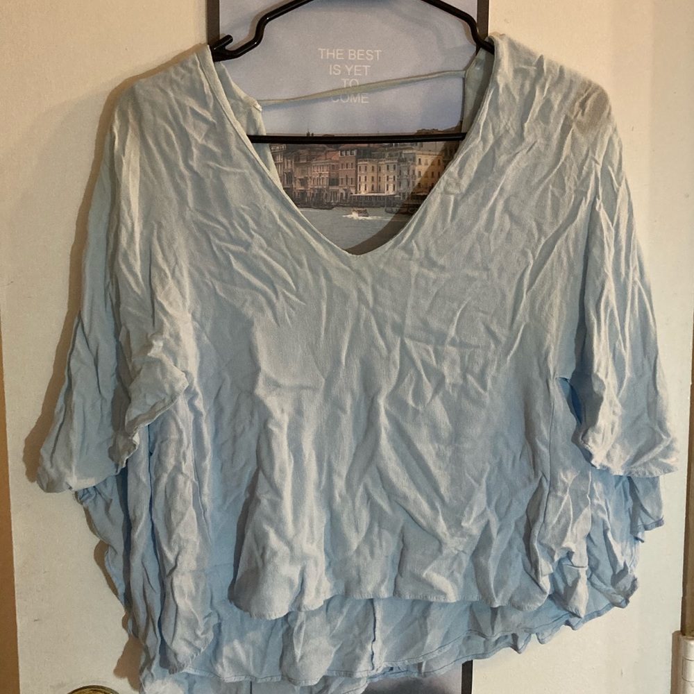 Tops - Picture 4 of 8